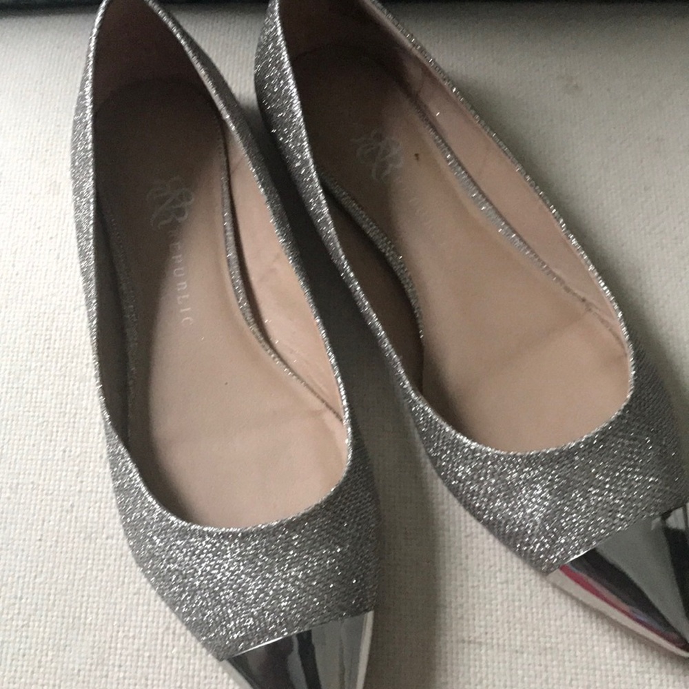 Rock & Republic Glitter Flat